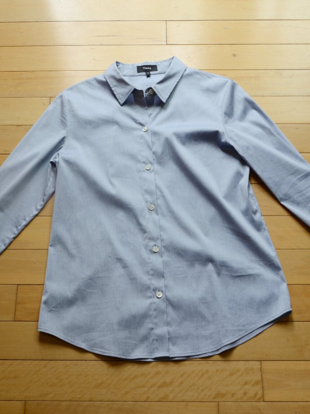 Theory Classic Blue Button Down Shirt Size M